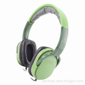 Headphone with microphone for gaming
